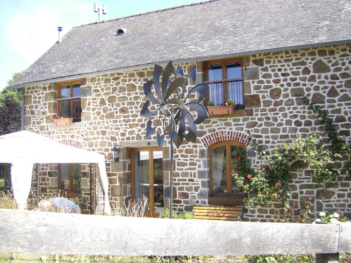 La Cloue Bed & Breakfast Sainte-Marie-du-Bois  Екстериор снимка